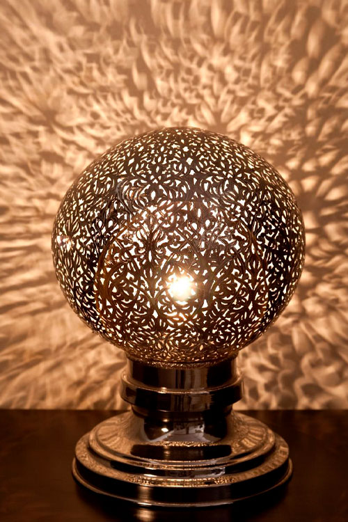 lampe-a-Poser Luminaire Marrakech Lumière d'Art Déco Sidi-Ghanemposer-marrakech-lemiere-art-deco-sidi-ghanem